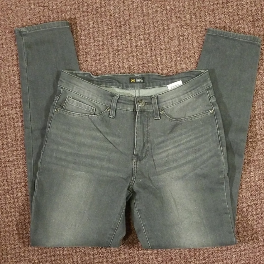 Lee Gray Skinny Jeans 💟 - Picture 2 of 8